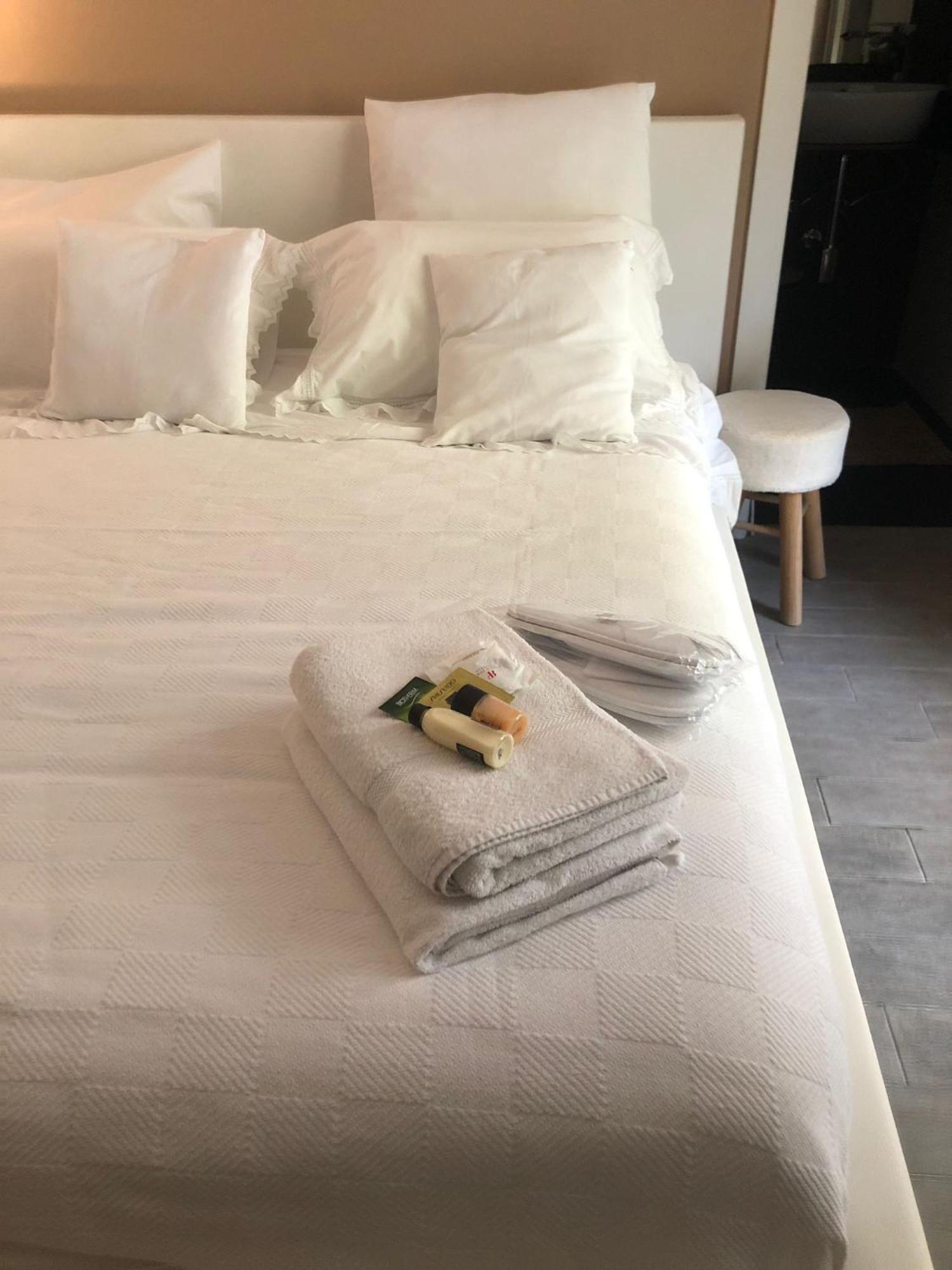 Room Mondello 5 מראה חיצוני תמונה